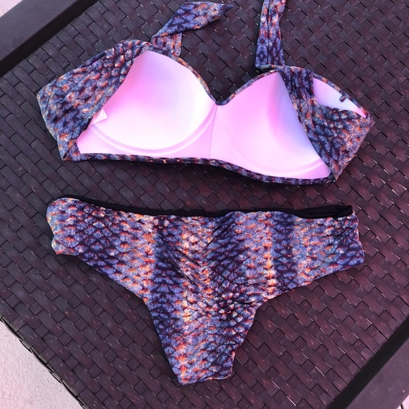 New Designer Brazilian Bikini - Picture 4 of 5